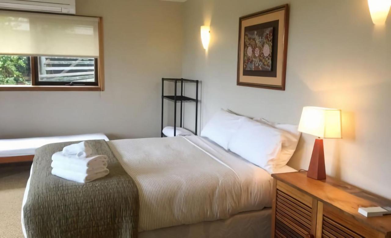 2 Degrees Of Separation Holiday home Wye River